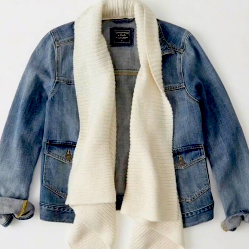 ABERCROMBIE Jean Jacket Ivory Scarf Attached S NWT